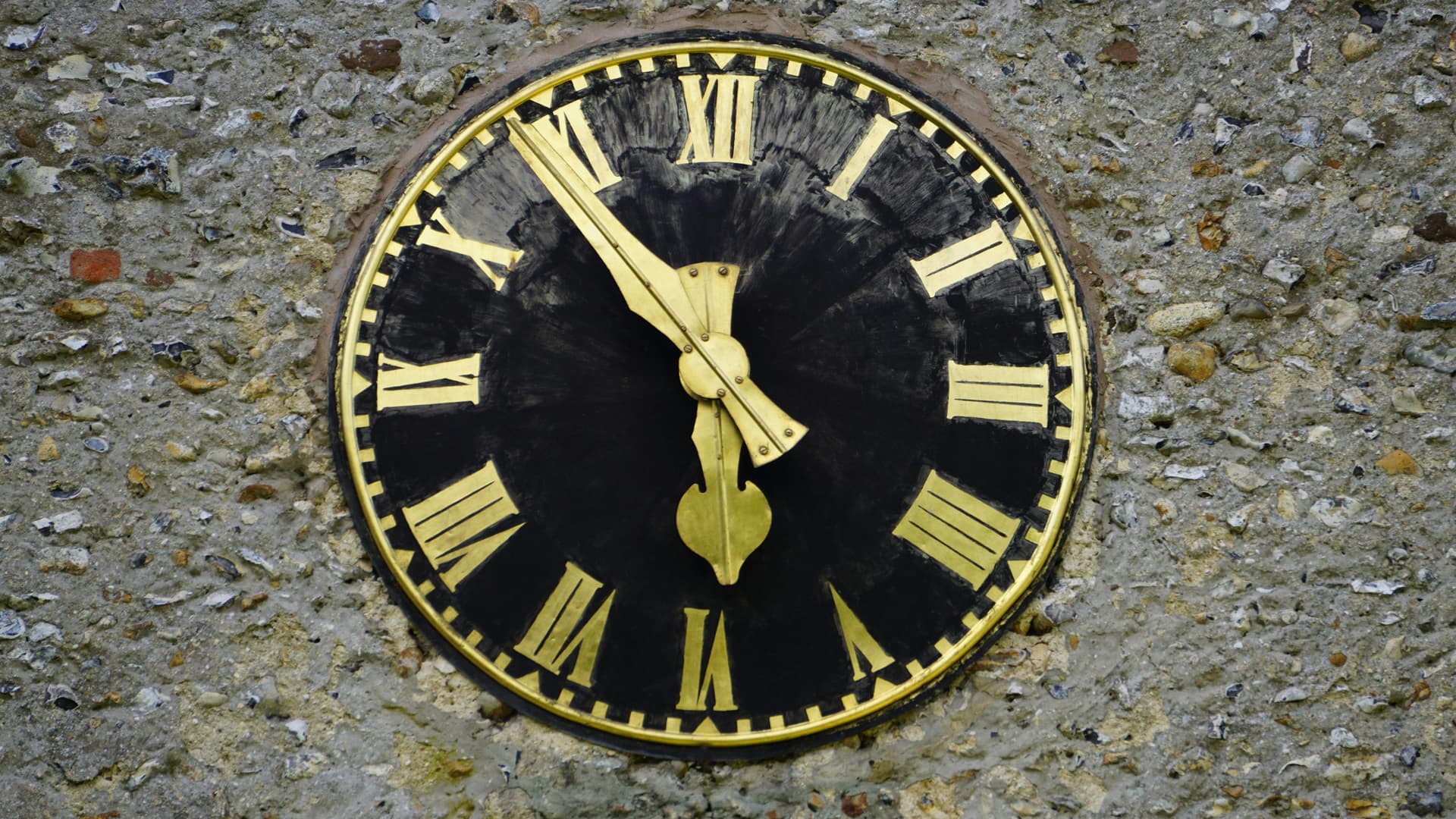 The Breitling Wall Clock: Precision Aviation Heritage for Your Home