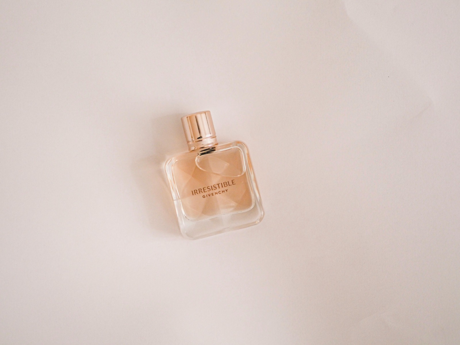 How to Choose the Perfect New Release Perfume Samples for Your Collection