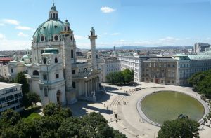 Wien,_Karlskirche_und_TU